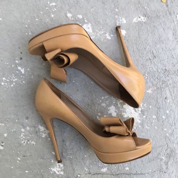 Valentino Patent leather heels - Picture 4 of 12